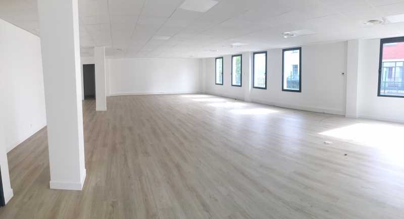 Location de 135 m² de bureaux dans le parc Claude Monet à Croissy