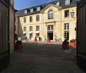 La découpe du Bailliage du Roi se poursuit...