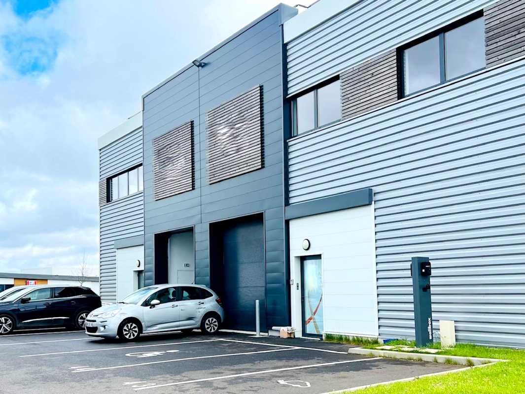 VENTE - LOCAUX D'ACTIVITE - PLAISIR