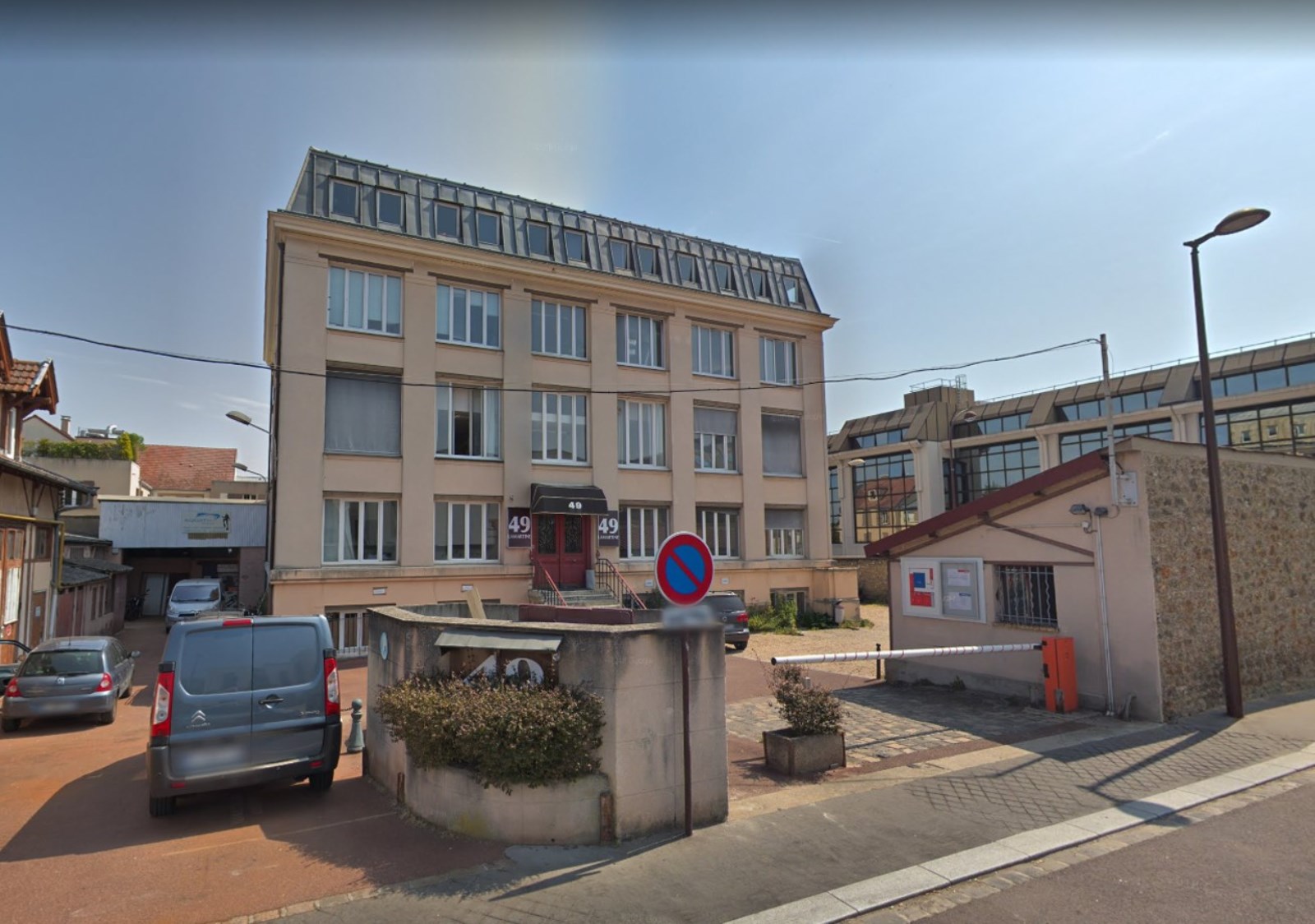 Nouvelle installation rue Lamartine à Versailles