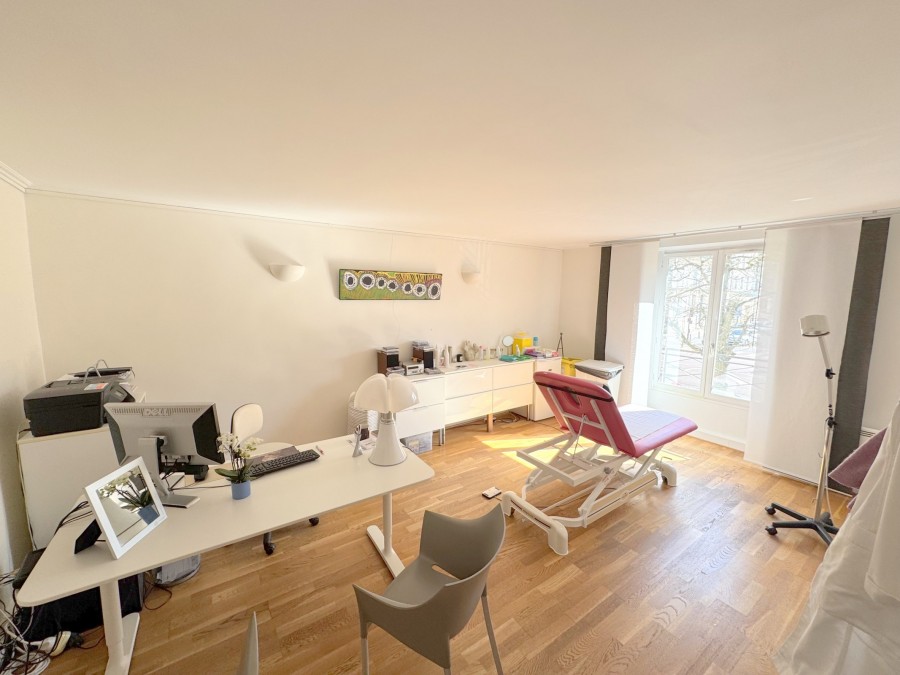 Location de bureaux au 53 Bld de la Reine à Versailles