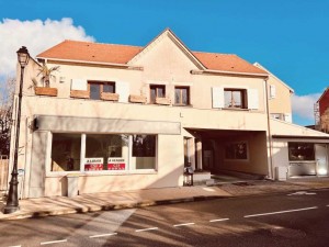 VENTE - local commercial 137 m² St Nom la Bretèche