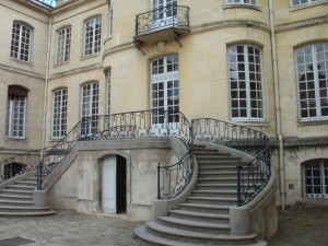 SAGE prend à bail des locaux avenue de Paris à Versailles