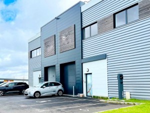 VENTE - LOCAUX D'ACTIVITE - PLAISIR