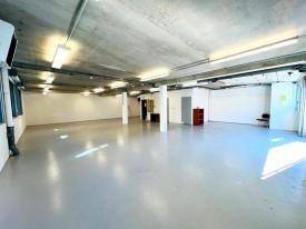 Location Locaux d'activité Noisy Le Roi | 178 m²