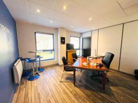 Location Bureaux Bailly | 82 m²