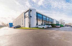 Location Locaux d'activité Elancourt | 2005 m²