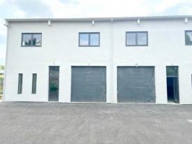Location Bureaux et Activités  Plaisir | 196 m²