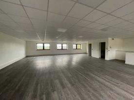 Location Locaux d'activité Saint Ouen L'aumone | 610 m²