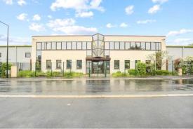 Location Bureaux et Activités  Montigny Les Cormeilles | 655 m²
