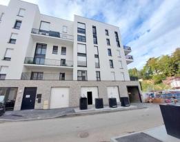 Location Locaux commerciaux Poissy | 111 m&sup2;
