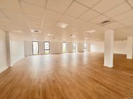 Location Bureaux Plaisir | 139 m²