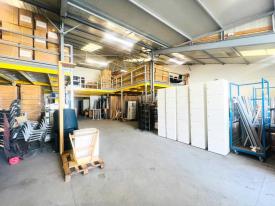 Vente Locaux d'activité Aulnay Sur Mauldre | 877 m²