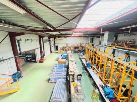 Vente Locaux d'activité Saint Germain De La Grange | 1950 m²