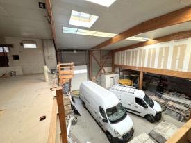 Location Locaux d'activité Chanteloup Les Vignes | 550 m²