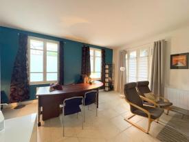 Location Bureaux Saint Germain En Laye | 92 m&sup2;