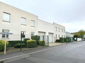 Location Locaux d'activité Saint Ouen L'aumone | 150 m²