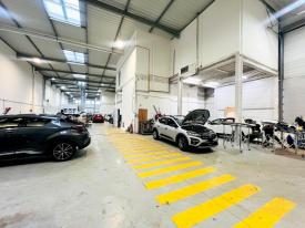 Location Bureaux et Activités  Elancourt | 1479 m&sup2;